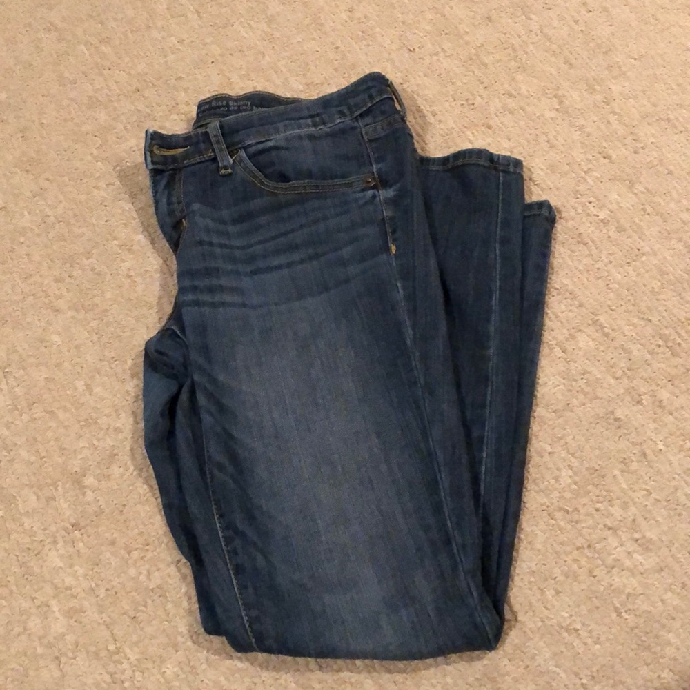 MOSSIMO DENIM LOW RISE SKINNY JEANS